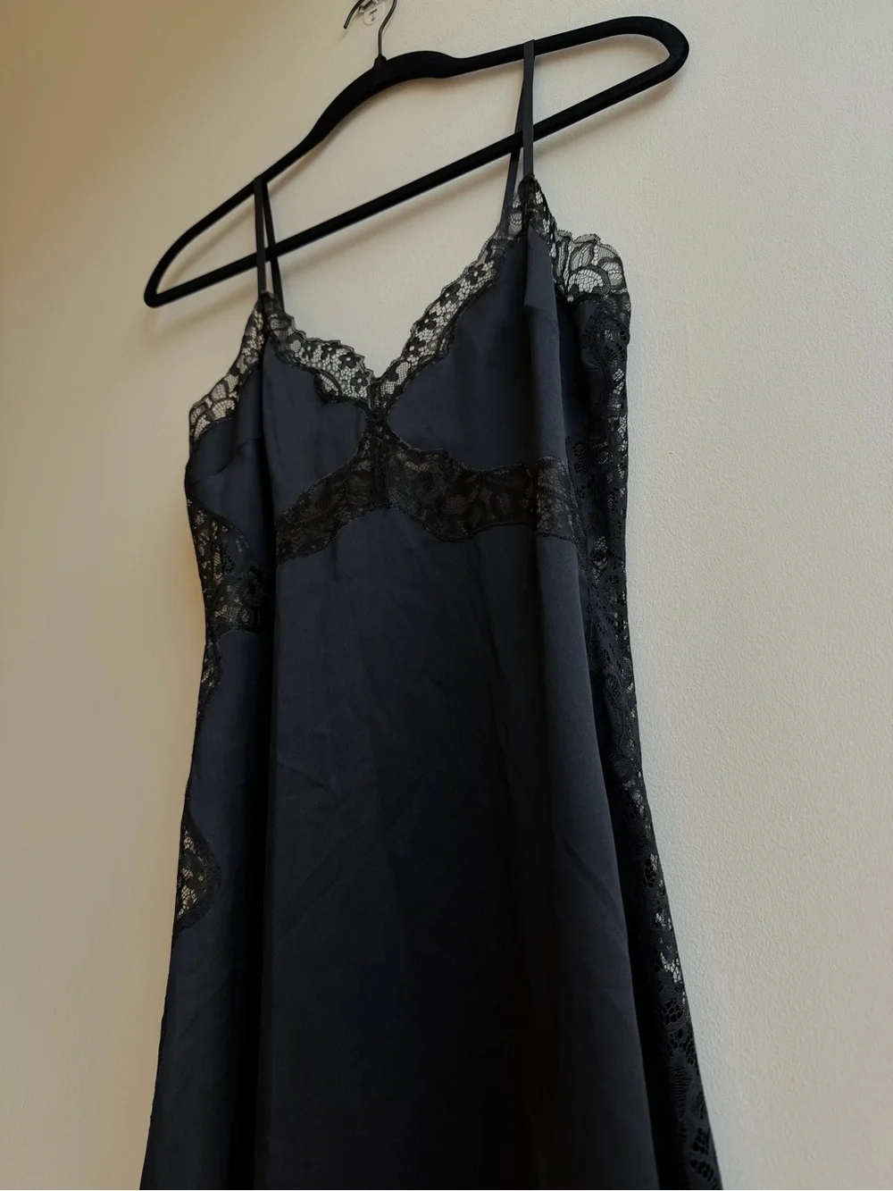 NEW NWT Reformation Ericka Silk Dress | Strappy Lace Black | Size 4 - Picture 8 of 14